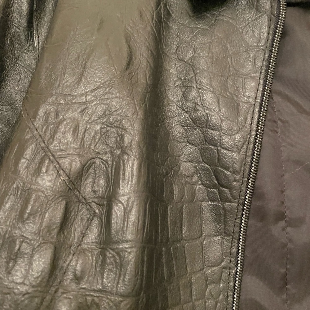 Authentic Leather Jacket - image 3